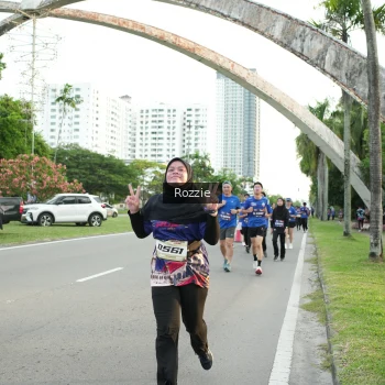 Runner Photo 3708044