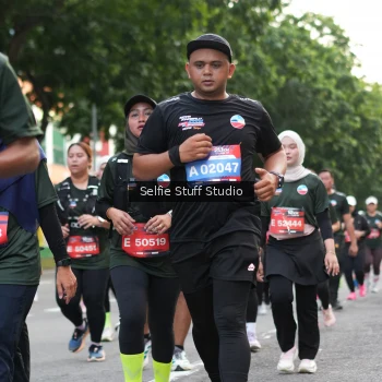 Runner Photo 3708056