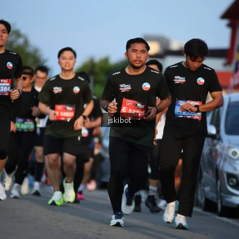 Runner Photo 3708069