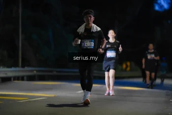 Runner Photo 3708084