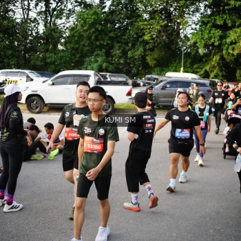 Runner Photo 3708093