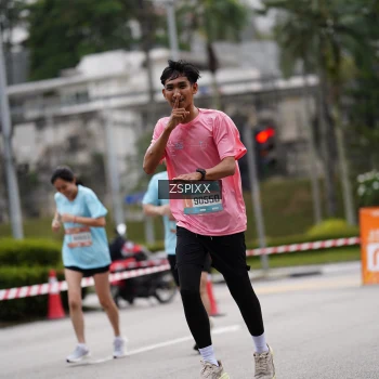 Runner Photo 3708097