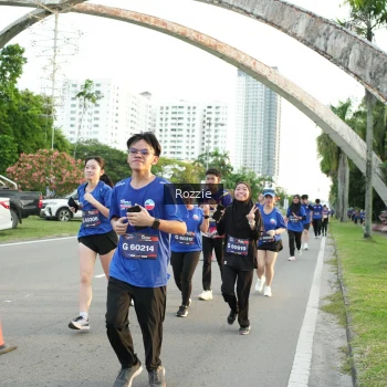 Runner Photo 3708098