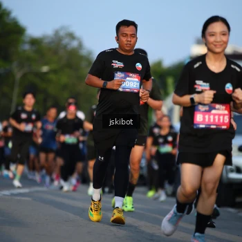 Runner Photo 3708110