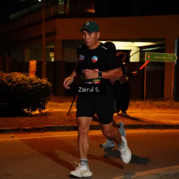 Runner Photo 3708111