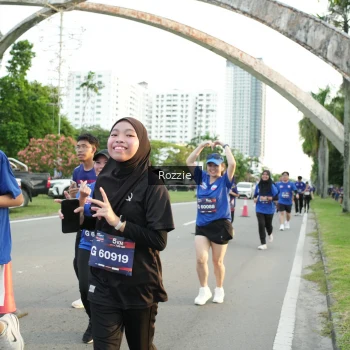 Runner Photo 3708119
