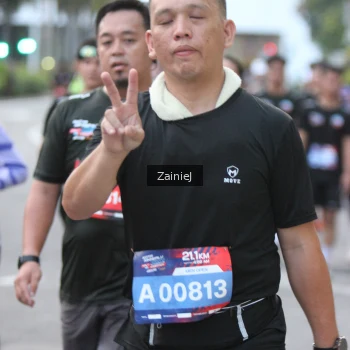 Runner Photo 3708131