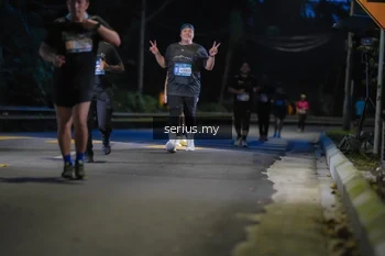 Runner Photo 3708171