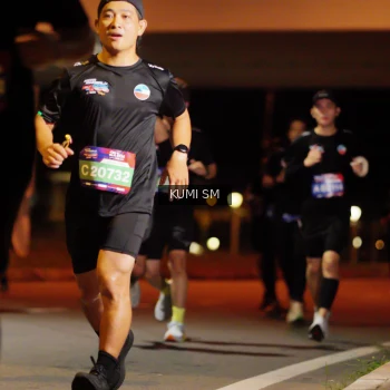 Runner Photo 3708174