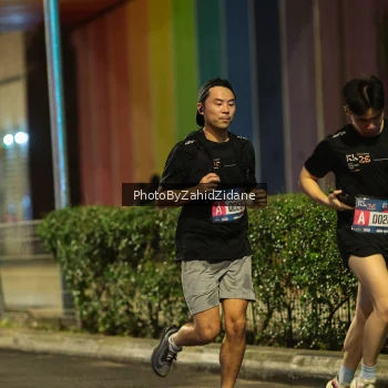 Runner Photo 3708190