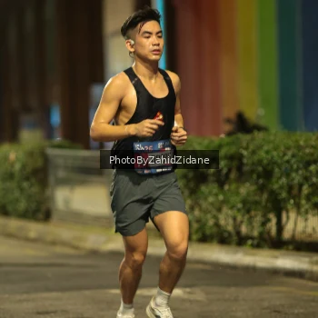 Runner Photo 3708196