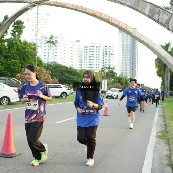 Runner Photo 3708249