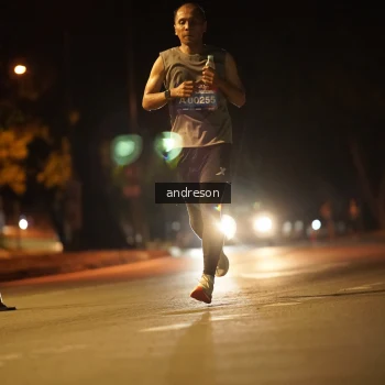 Runner Photo 3708273