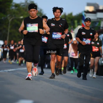 Runner Photo 3708292