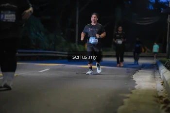 Runner Photo 3708295