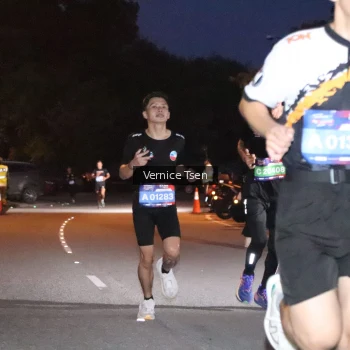 Runner Photo 3708303