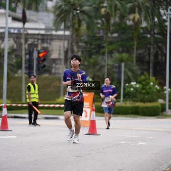 Runner Photo 3708340