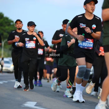 Runner Photo 3708344
