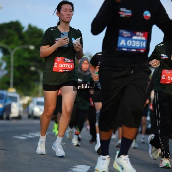 Runner Photo 3708366