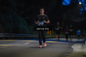 Runner Photo 3708373