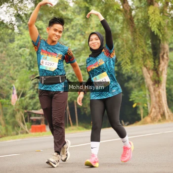 Runner Photo 3708384