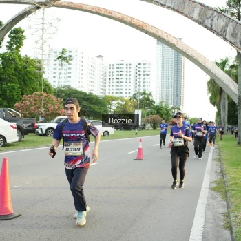 Runner Photo 3708396