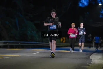 Runner Photo 3708421