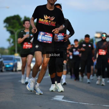 Runner Photo 3708426