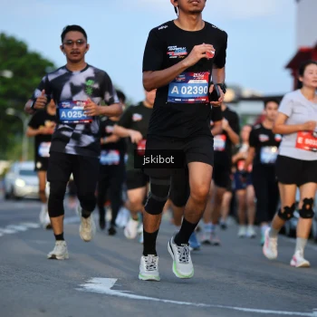 Runner Photo 3708450