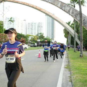 Runner Photo 3708473