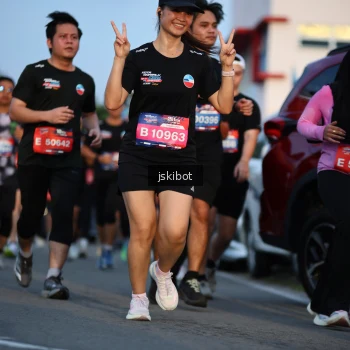 Runner Photo 3708480