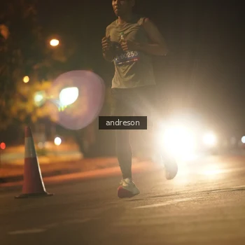 Runner Photo 3708496