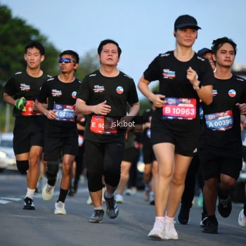 Runner Photo 3708499