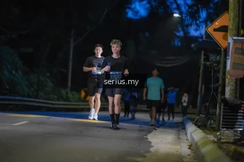 Runner Photo 3708554