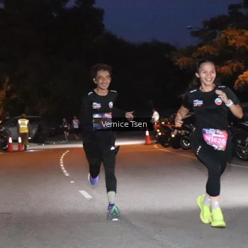 Runner Photo 3708570