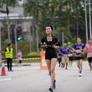 Runner Photo 3708593