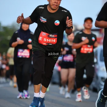 Runner Photo 3708596
