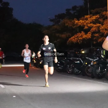 Runner Photo 3708607
