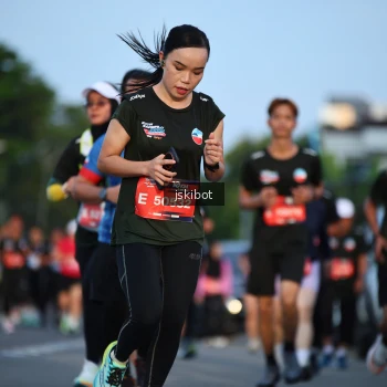 Runner Photo 3708636