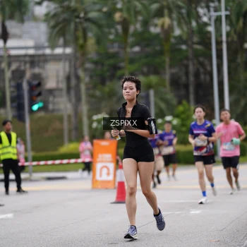 Runner Photo 3708640