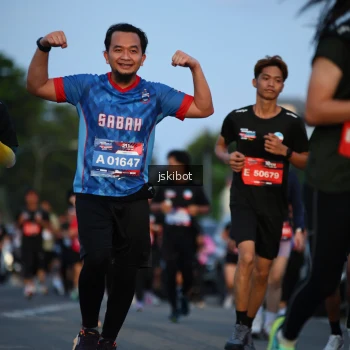 Runner Photo 3708658