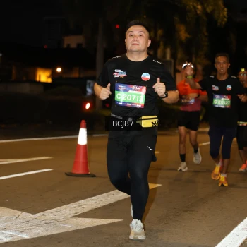 Runner Photo 3708659