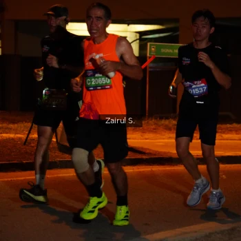 Runner Photo 3708665