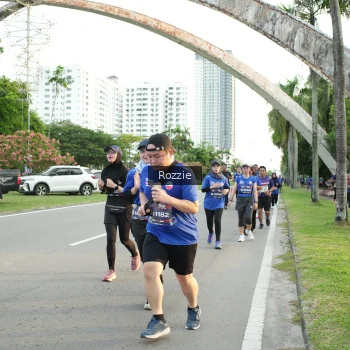 Runner Photo 3708688