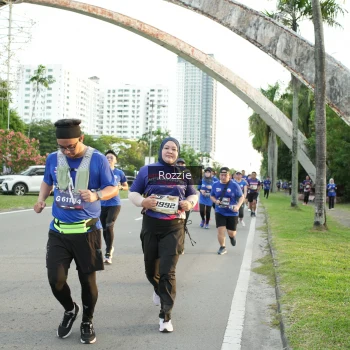 Runner Photo 3708690