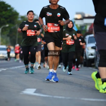 Runner Photo 3708702