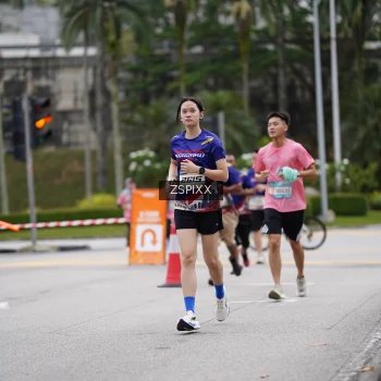 Runner Photo 3708713
