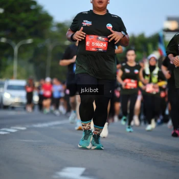 Runner Photo 3708715