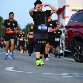 Runner Photo 3708747