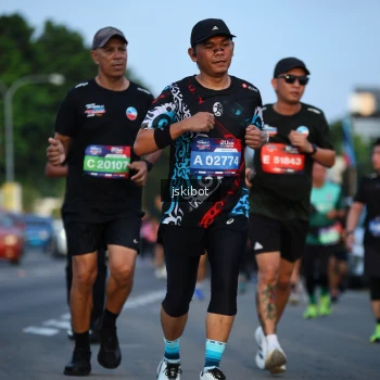 Runner Photo 3708761